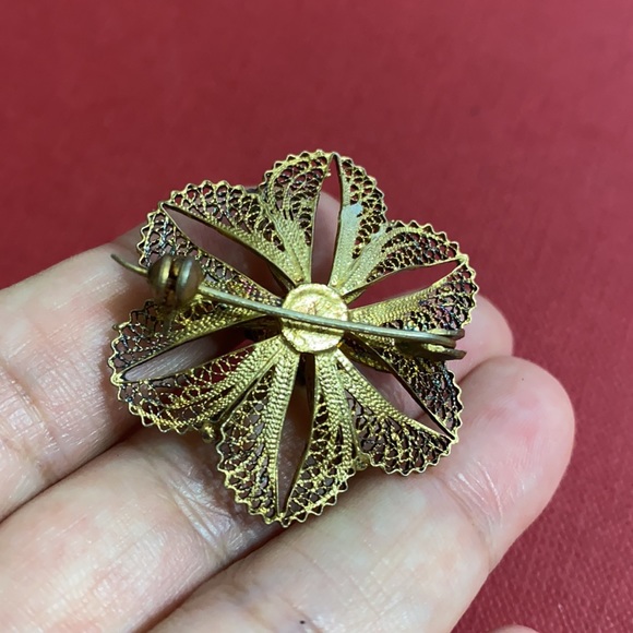 🖤Antique💕 Filigree flower brooch - Picture 9 of 9